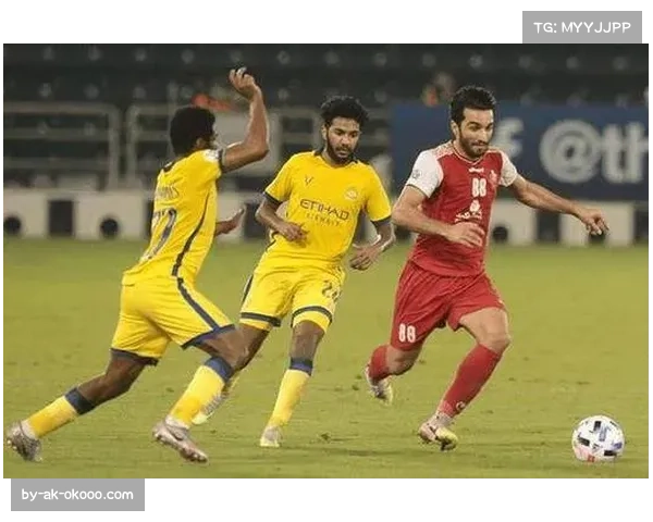 赖扬1比3不敌利雅得新月 格德斯推射破门难挽败局